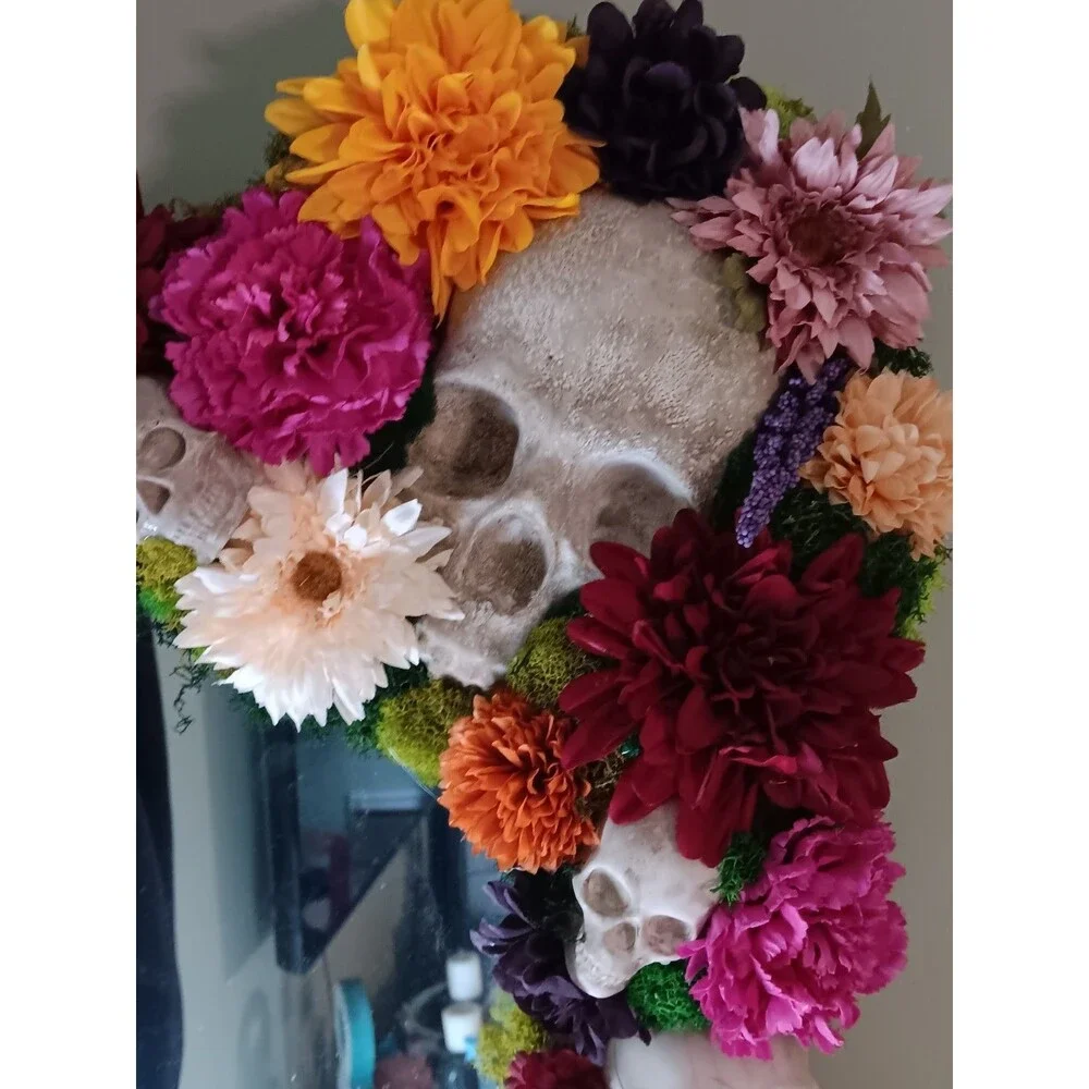 Skull & Flower Decor Mirror Frame Wall Hanging with Multiple Skulls